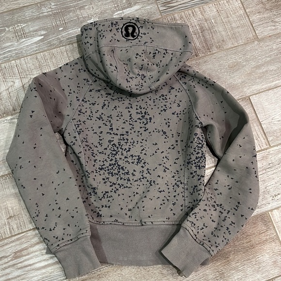 Lululemon scuba hoodie size 4 EUC - Picture 4 of 9